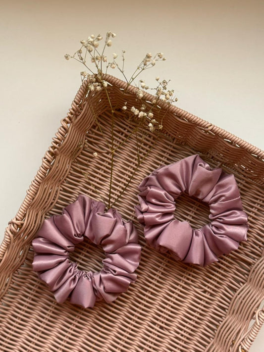 AMIRA Scrunchie Set