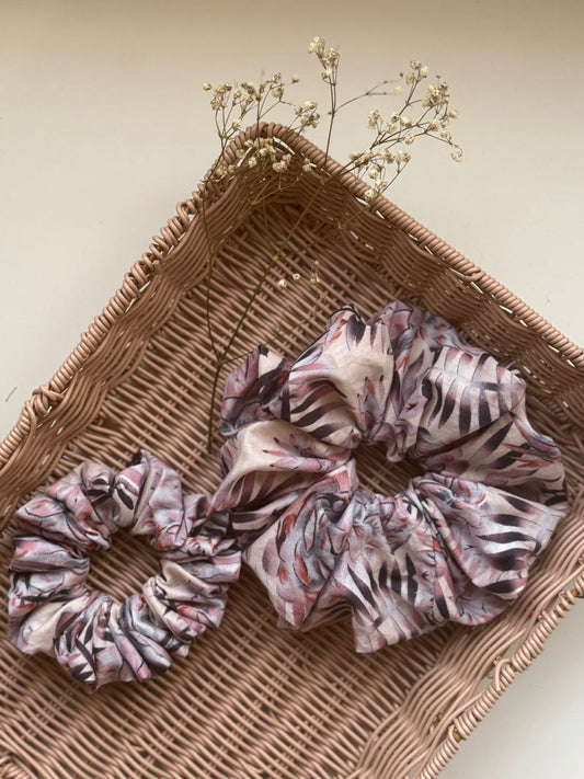 D' Qhuen Scrunchie Set